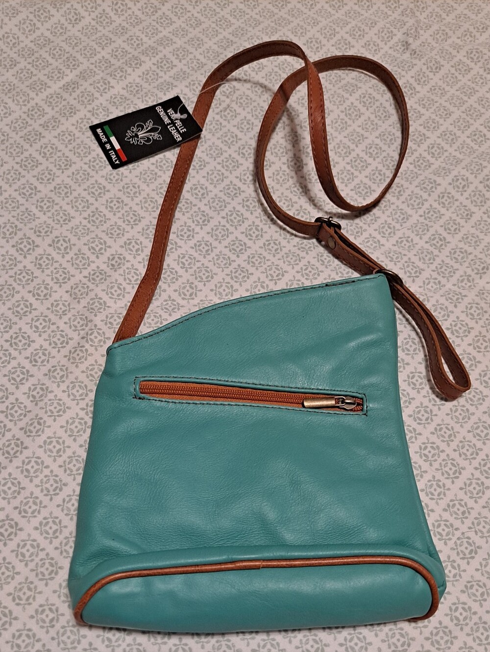 Vera Pelle Italian Leather Teal Crossbody Bag with Tan Trim NWT - Picture 2 of 4